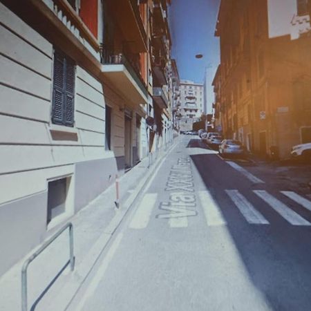 דירות לה ספציה Casa Vacanze Buddy La Tua Base Per Visitare Il Mare Delle Cinque Terre מראה חיצוני תמונה