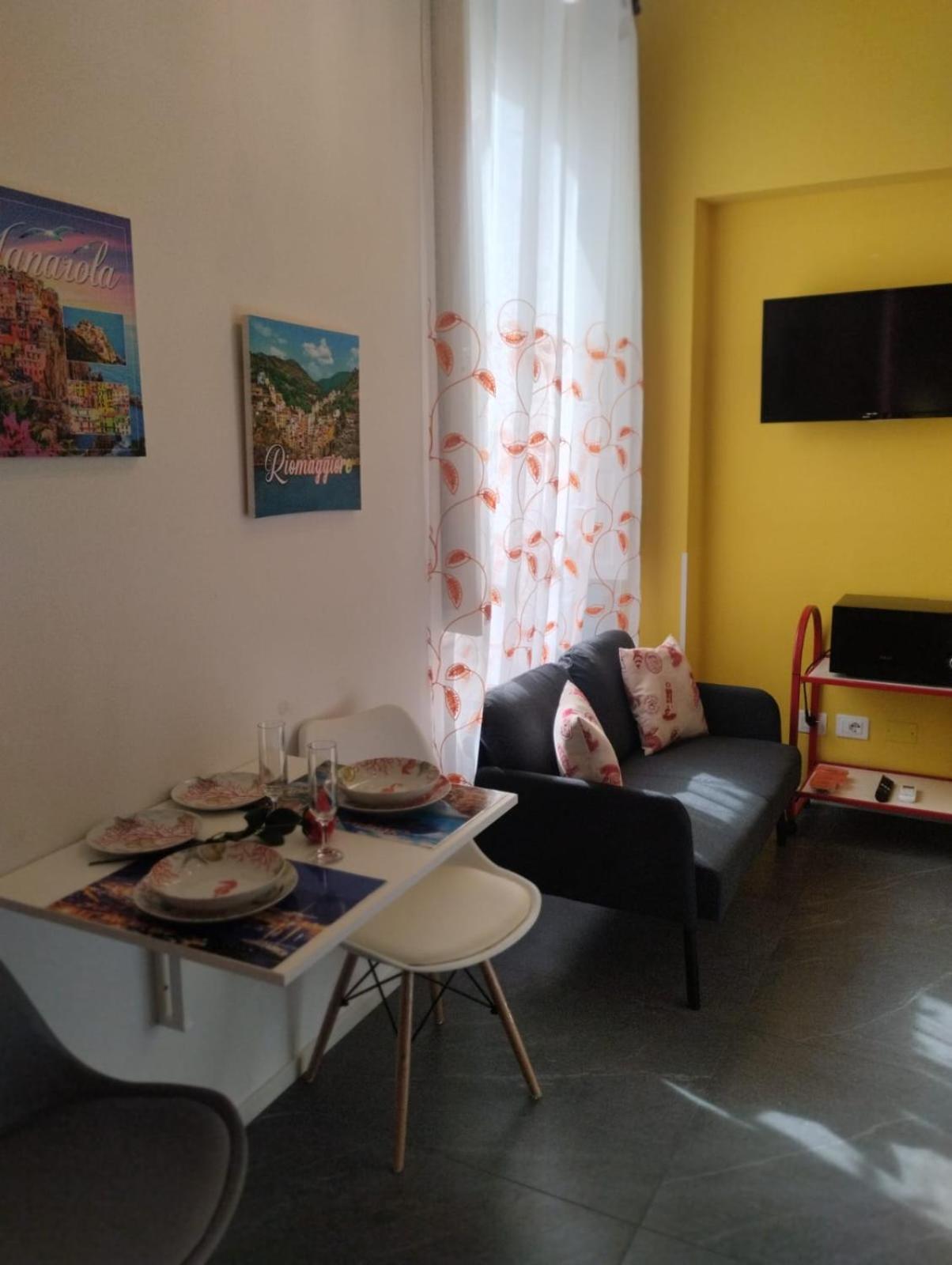 דירות לה ספציה Casa Vacanze Buddy La Tua Base Per Visitare Il Mare Delle Cinque Terre מראה חיצוני תמונה