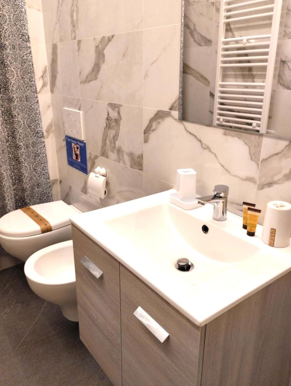 דירות לה ספציה Casa Vacanze Buddy La Tua Base Per Visitare Il Mare Delle Cinque Terre מראה חיצוני תמונה